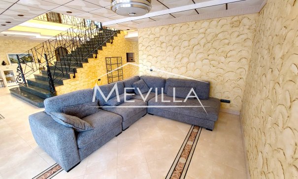 Reventas - Chalet / Villa - Orihuela Costa - La Zenia