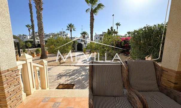 Salg (Resales) - Villa - Orihuela Costa - Villamartin