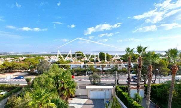 Salg (Resales) - Villa - Torrevieja - Los Balcones