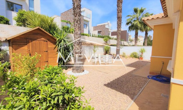 Resales - Villa - Orihuela Costa - La Zenia