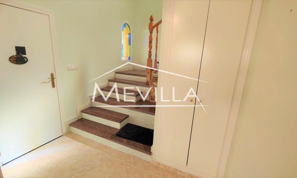 Reventas - Chalet / Villa - Orihuela Costa - La Zenia