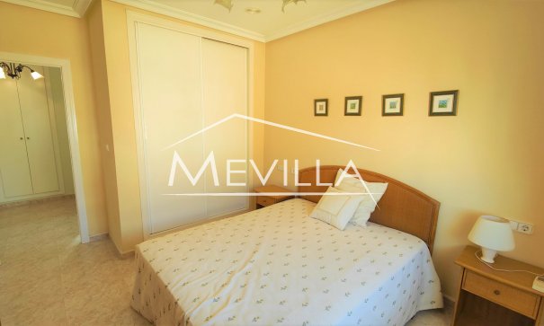 Reventas - Chalet / Villa - Orihuela Costa - La Zenia