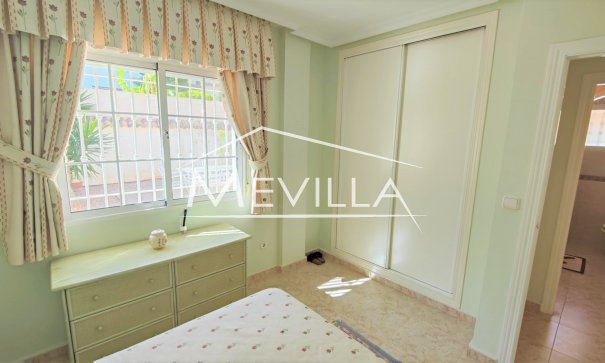 Reventas - Chalet / Villa - Orihuela Costa - La Zenia