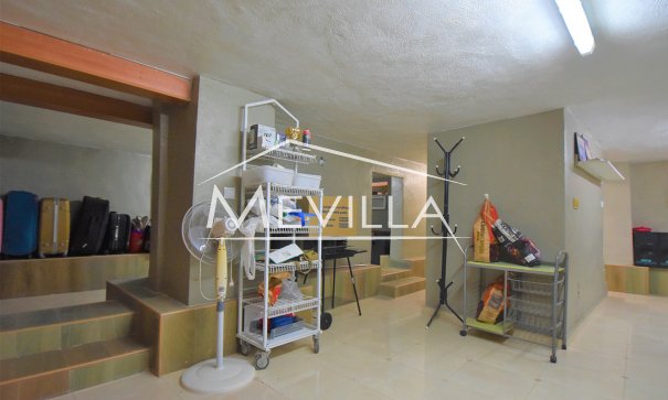 Reventas - Chalet / Villa - Torrevieja - Los Altos