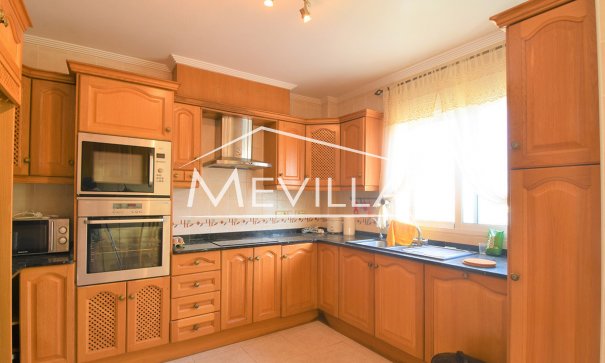 Reventas - Chalet / Villa - Orihuela Costa - Villamartin