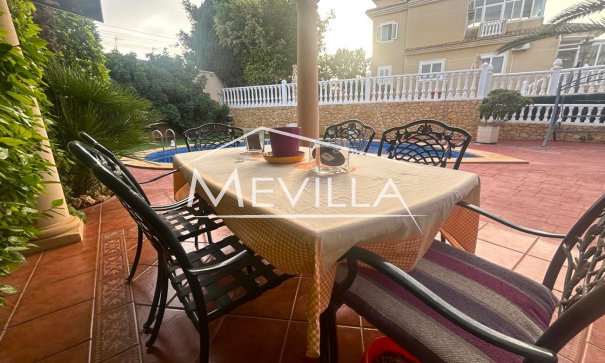 Salg (Resales) - Villa - Torrevieja - Los Balcones