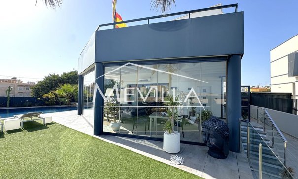 Resales - Villa - Torrevieja