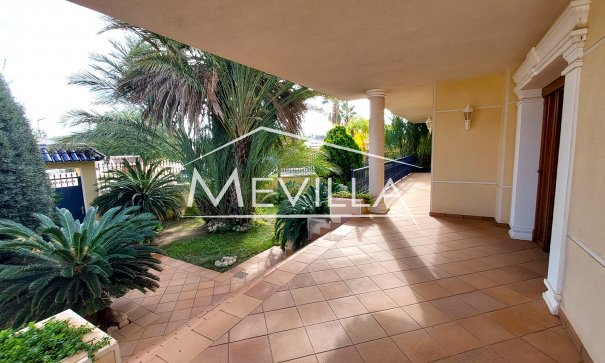 Resales - Villa - Torrevieja