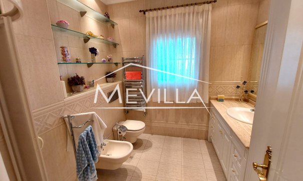 Resales - Villa - Torrevieja