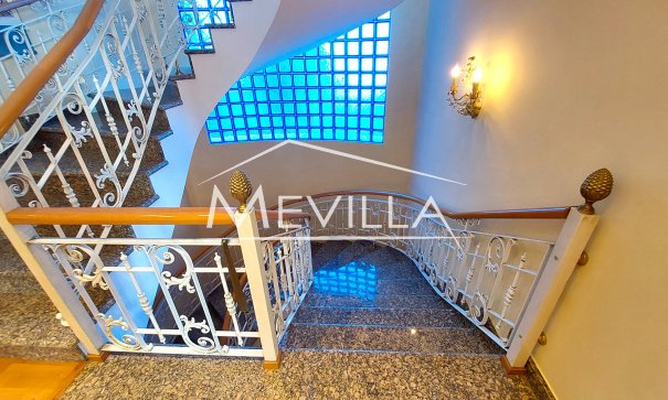 Resales - Villa - Torrevieja