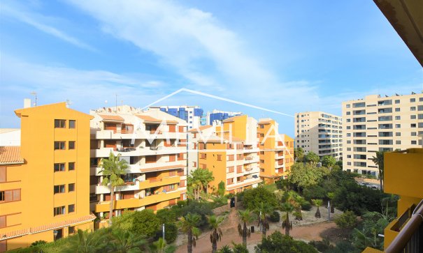 Resales - Flat / Apartment - Orihuela Costa - Punta Prima