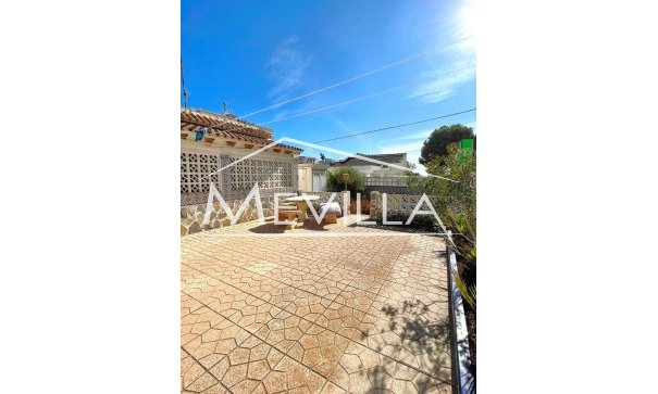 Verkäufe - Villa - Orihuela Costa - La Zenia