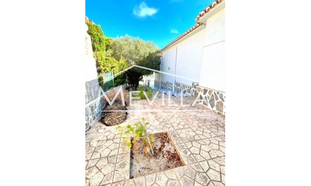 Verkäufe - Villa - Orihuela Costa - La Zenia