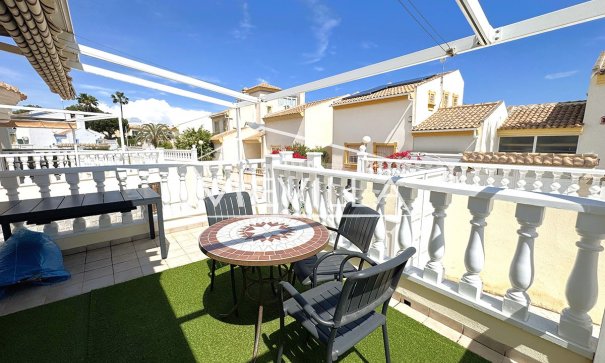 Verkäufe - Villa - Orihuela Costa - Cabo Roig